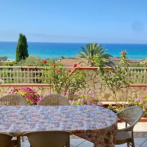 villa-mare-giuggiola.sicilyhotelsitaly.net/